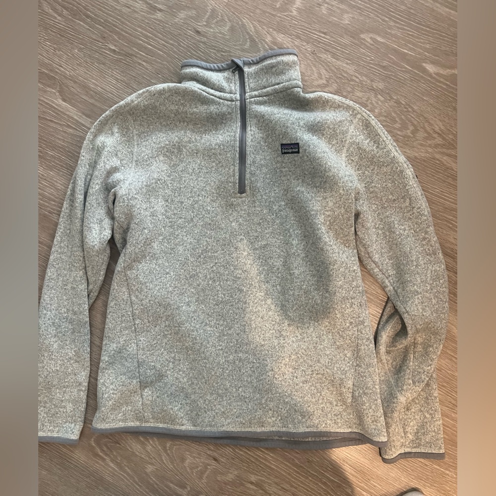 Patagonia grey quarter zip